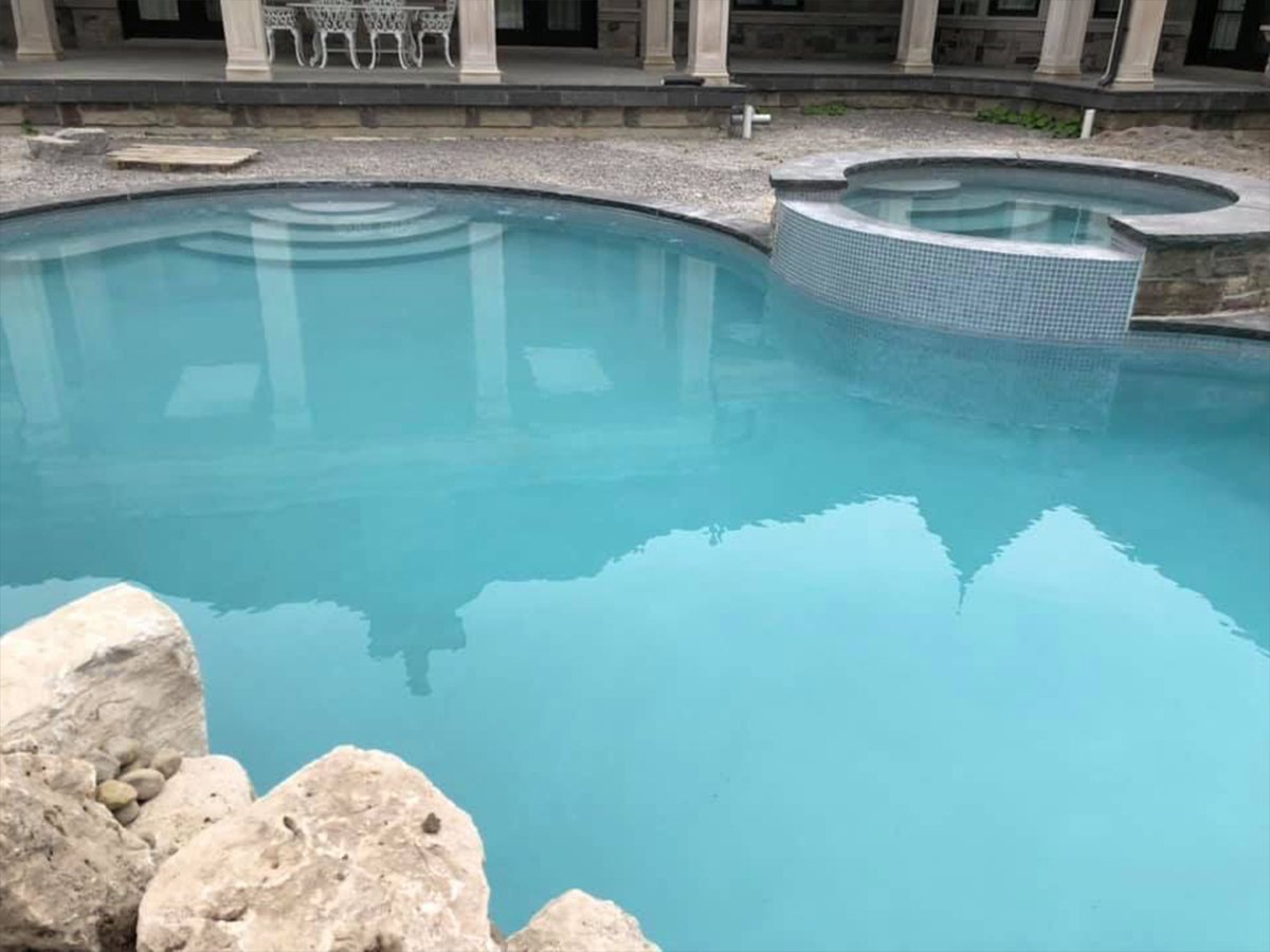 Mississauga Concrete Swimming Pools