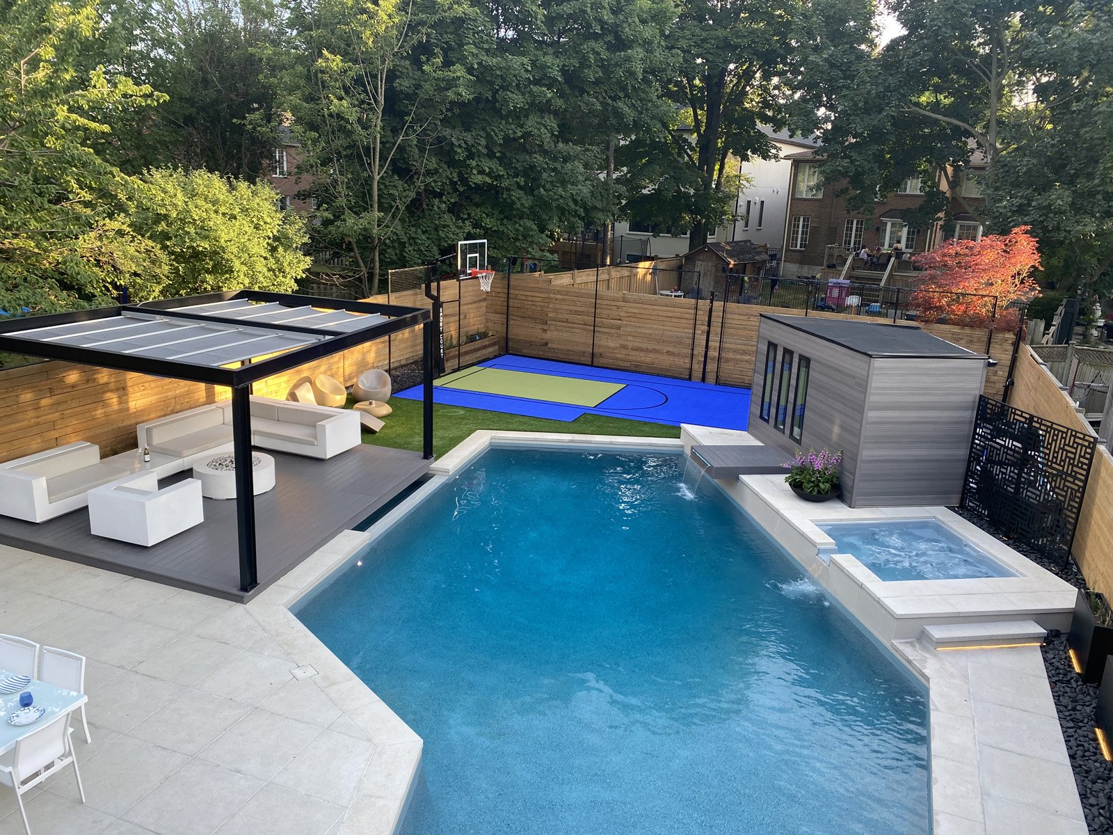 Custom pool and spa design build