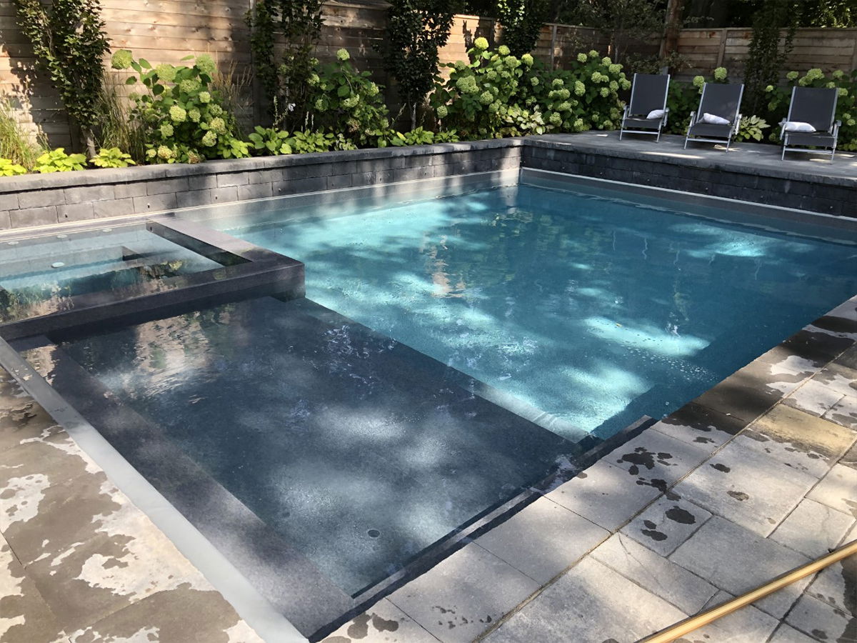 Vinyl Swimming Pool in Etobicoke