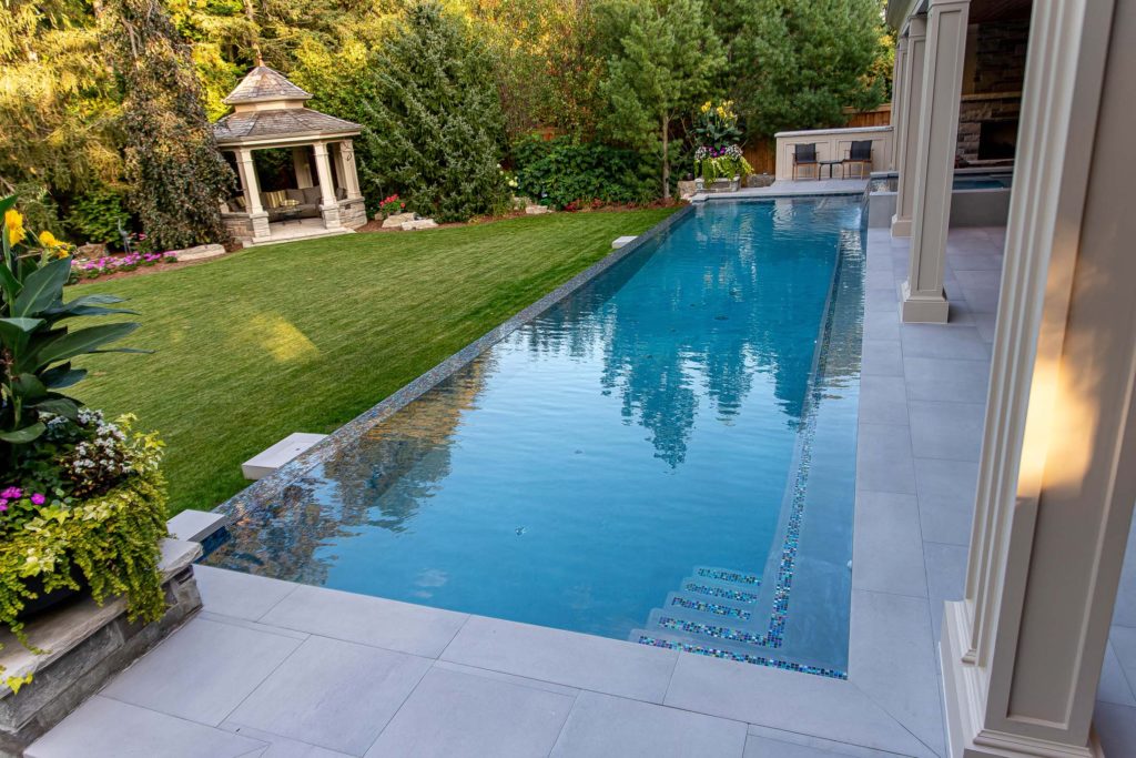 Custom Concrete Pools